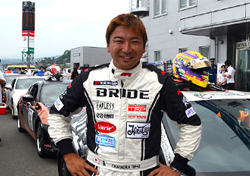 「ワンメイクレースの難しさはありますが、面白いレースなのは間違いなし」と、決勝4位の片岡龍也選手