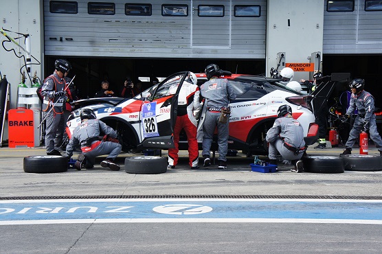 The C-HR spun on oil which had spilt onto the track, damaging the rear of the vehicle. The racecar managed to make it back to the pits unaided and, after approximately 30 minutes of repairs, was able to rejoin the race.