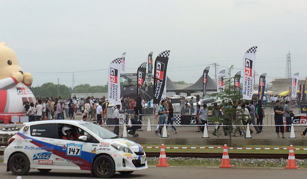 本年6月に富山県高岡市で行われたRd.6でもTOYOTA GAZOO Racing PARKを開催。多くのラリーファンはもちろん、ご家族連れにも来場いただいた。