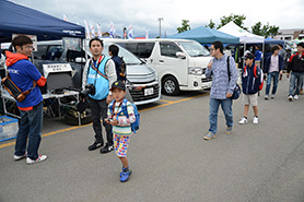 会場・人物