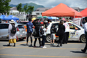 会場・人物