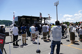 会場・人物