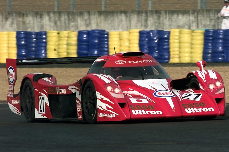 1998年にル・マン24時間レースを戦ったトヨタ GT-One TS020