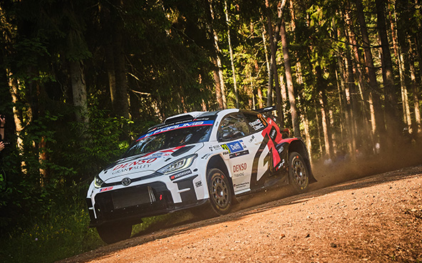 Fast speeds and strong results at R...