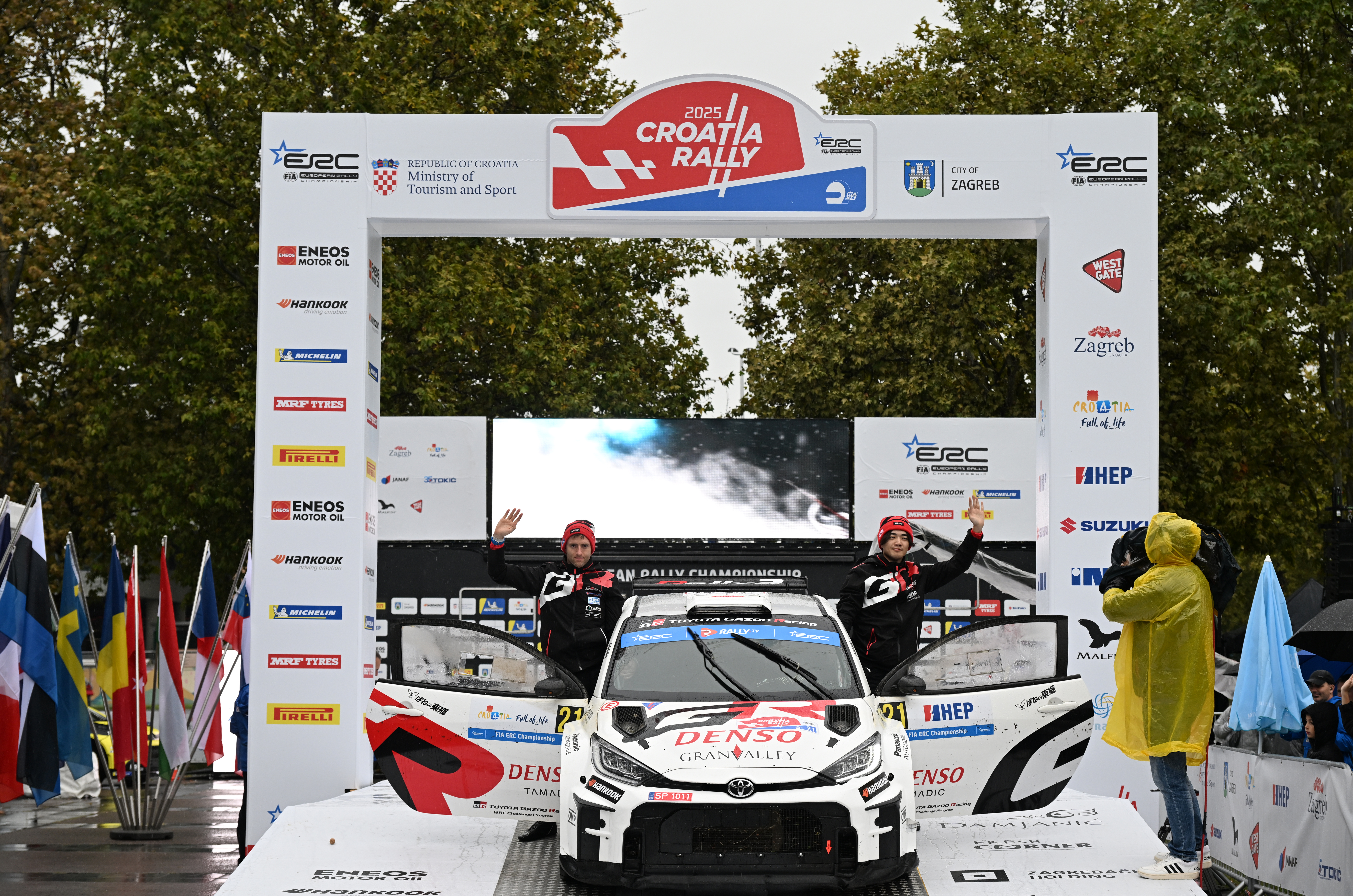 モクロー　プロモ　summer Rally First experience of Rallye Monte-Carlo for Kogure and Yamamoto