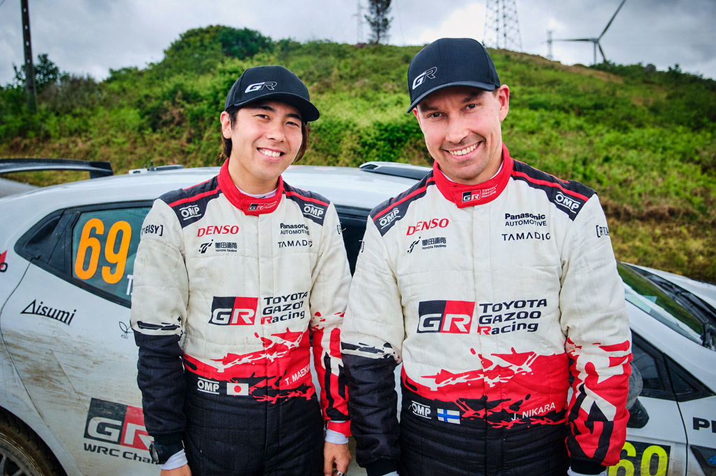 Tomiya Maekawa, Jarkko Nikara