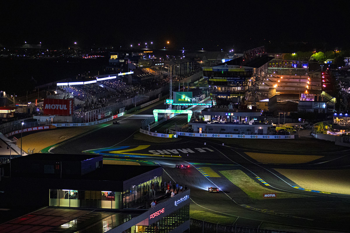 Circuit de la Sarthe at night