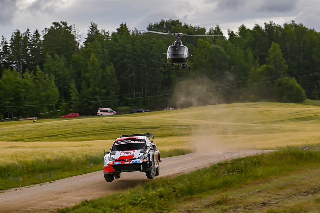 Car 33 (Elfyn Evans, Scott Martin)