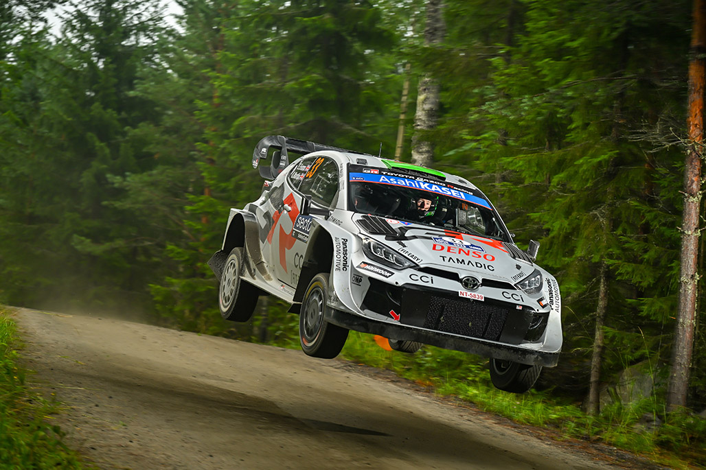 Car 33 (Elfyn Evans, Scott Martin)