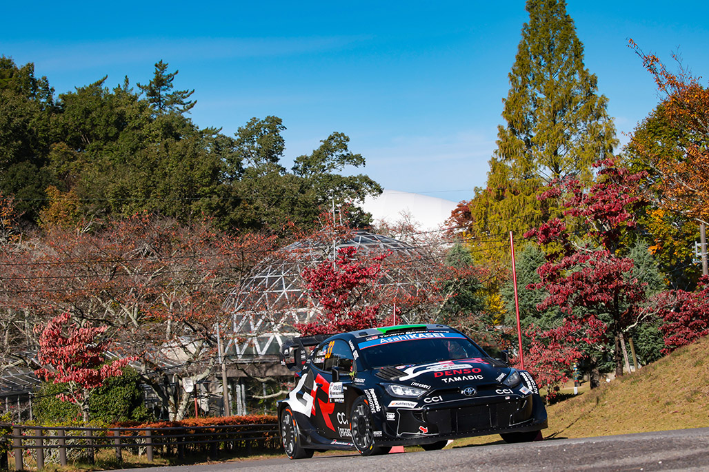 Car 33 (Elfyn Evans, Scott Martin)