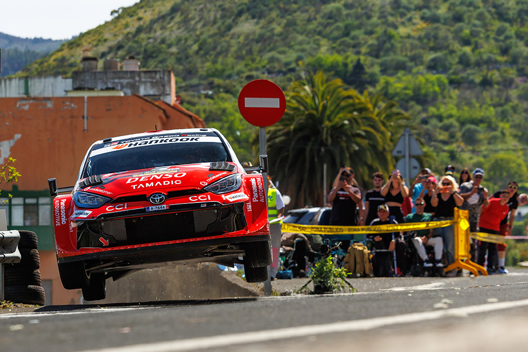 Car 18 (Takamoto Katsuta, Aaron Johnston)