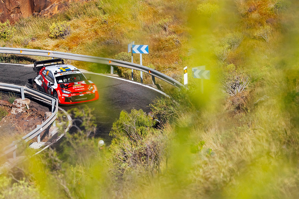 Car 99 (Oliver Solberg, Elliott Edmondson)