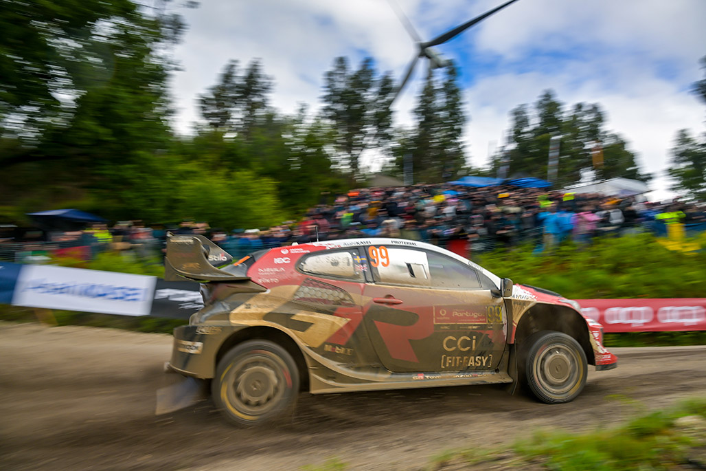 Car 99 (Oliver Solberg, Elliott Edmondson)