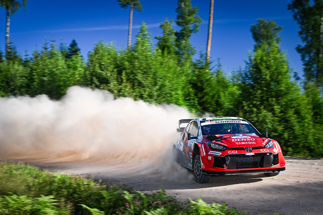 Car 33 (Elfyn Evans, Scott Martin)
