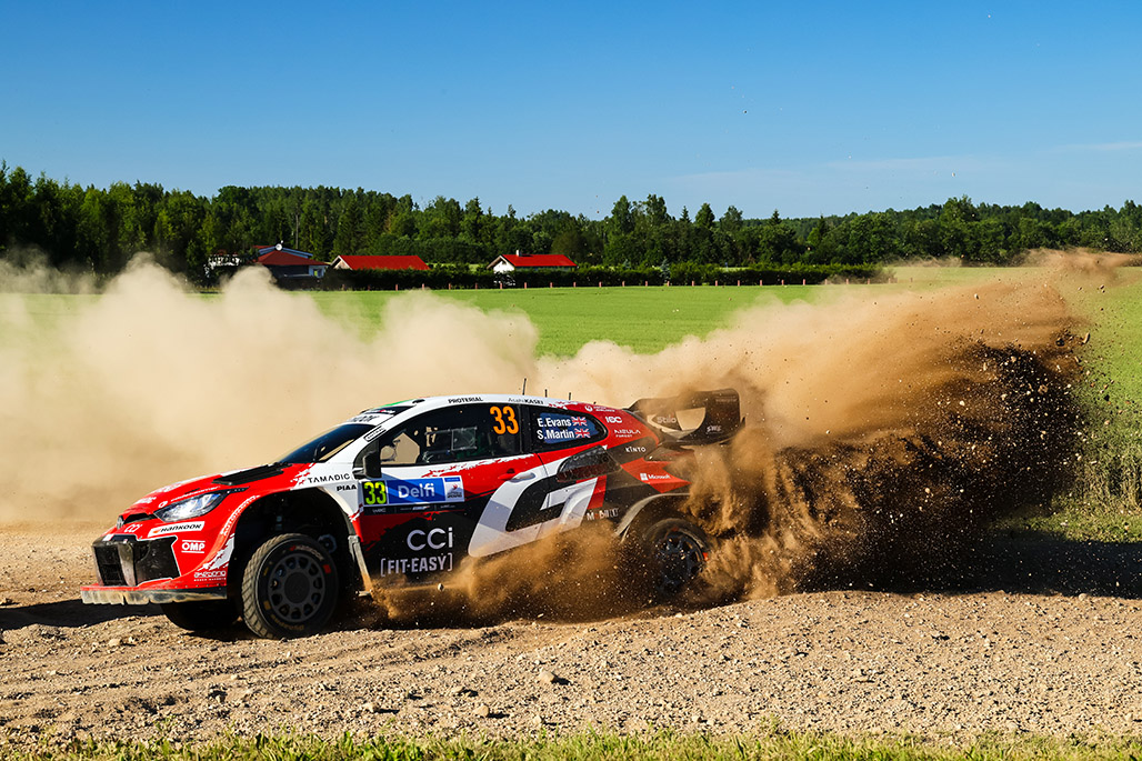 Car 33 (Elfyn Evans, Scott Martin)