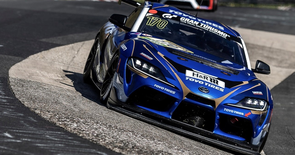 389LAP 「コーナーに宿る記憶、そして物語——サーキットは