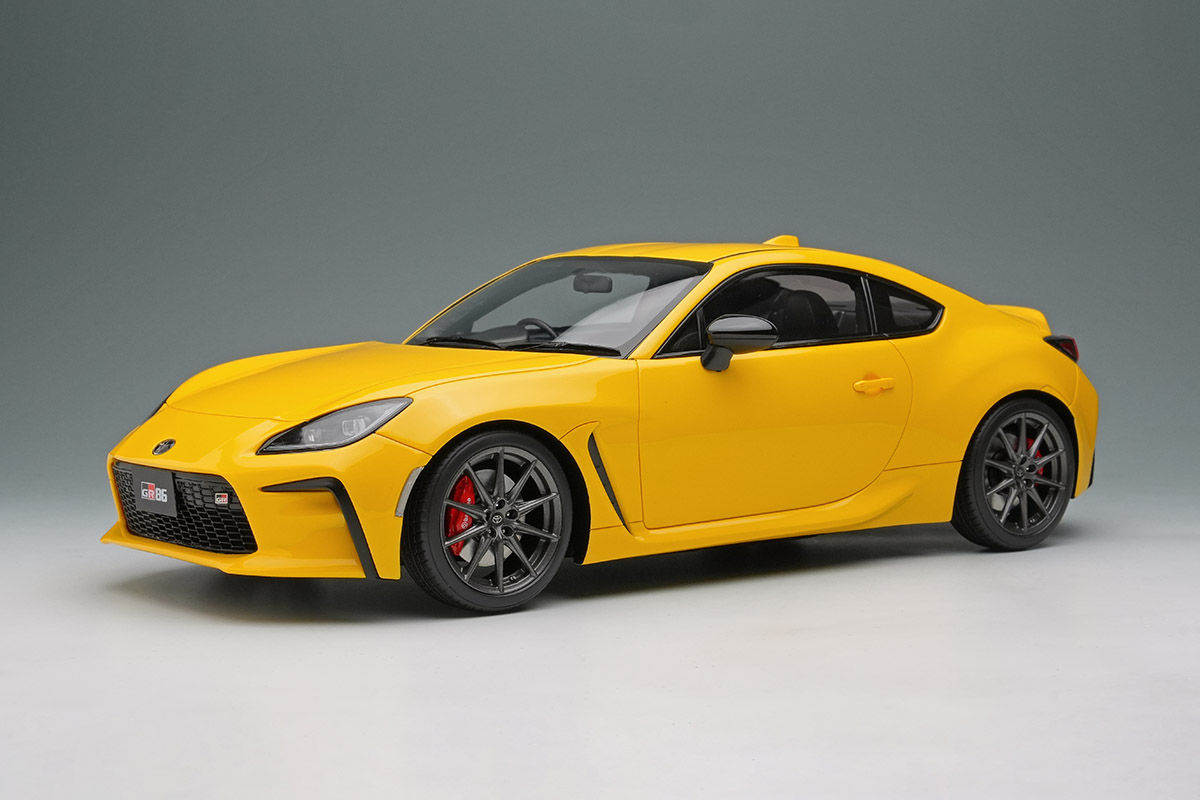 GR86 モデルカー 1/18  RZ “Yellow Limited”