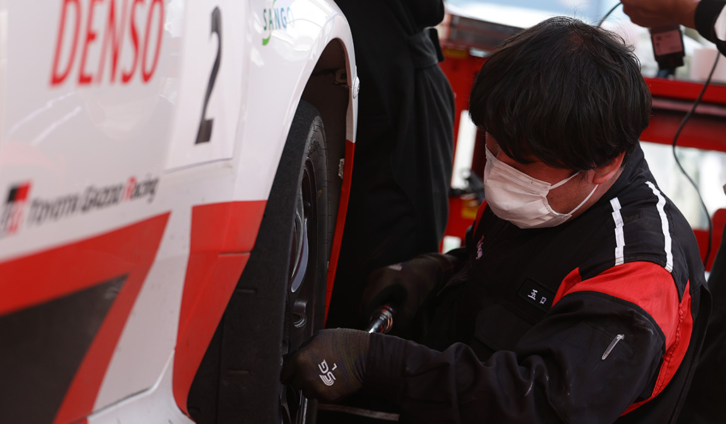 今回は「GR Garageオートモール徳島」からメカニック1名が参加し、勝田選手の走りを支えた。