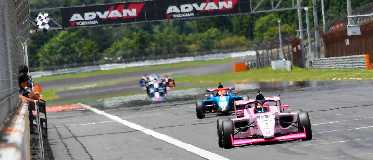 スーパーフォーミュラ併催大会のKYOJO Sprintは前年王者の斎藤愛未が制す