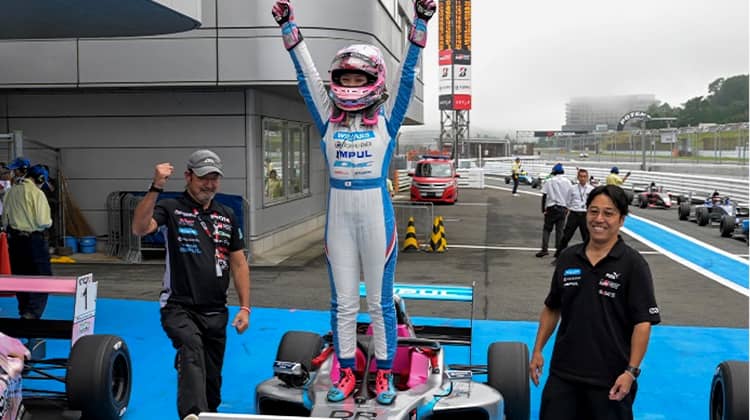 下野璃央がKYOJO Finalを制し、フォーミュラ導入初年度のシリーズチャンピオンに輝く