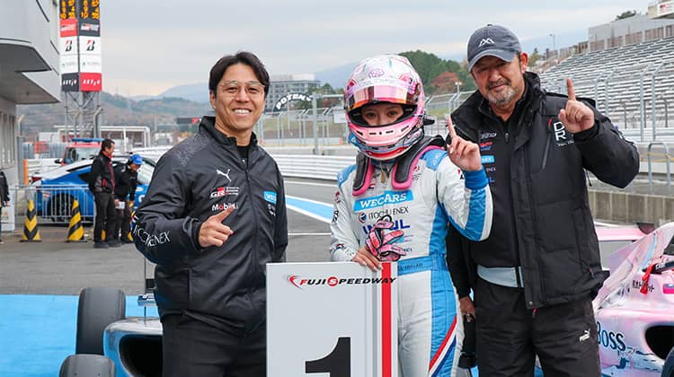 波乱のKYOJO Sprint勝者は下野璃央、7台リタイアの混戦を制し今季7勝目