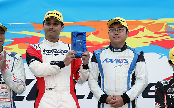 貝原が最終戦で初勝利を獲得、王者の山田もスピードを披露