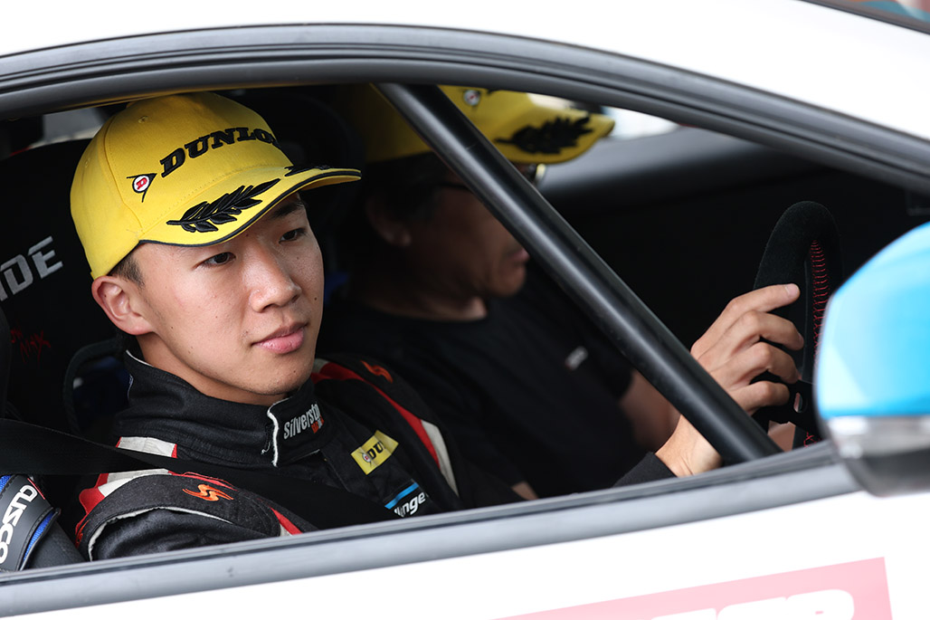 CUSCO Racing 木内秀柾選手