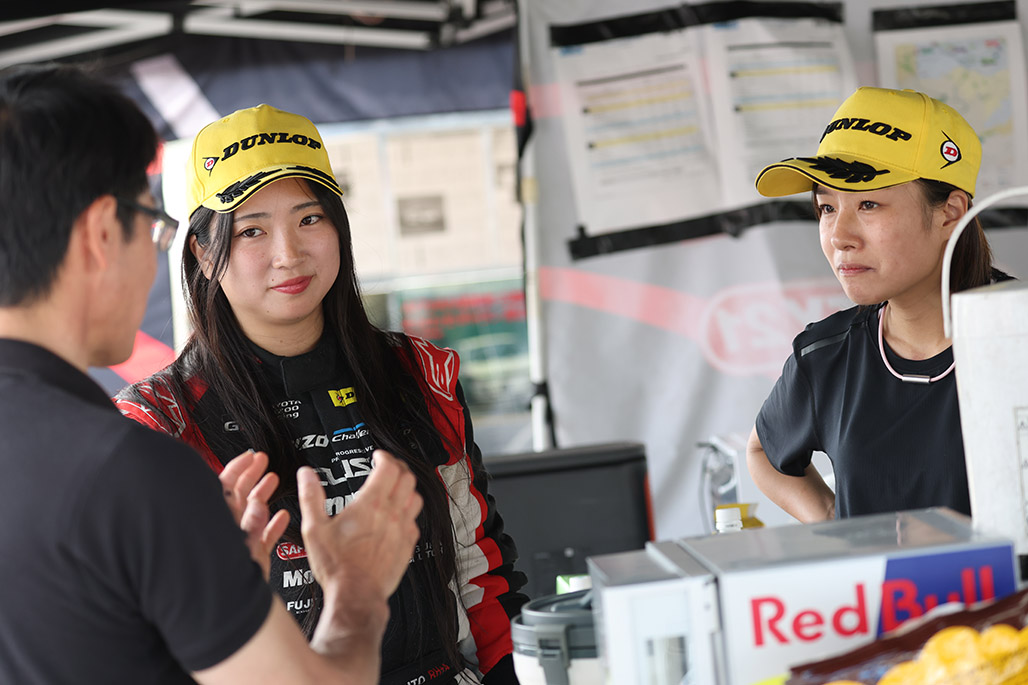 CUSCO Racing 伊藤はづき選手