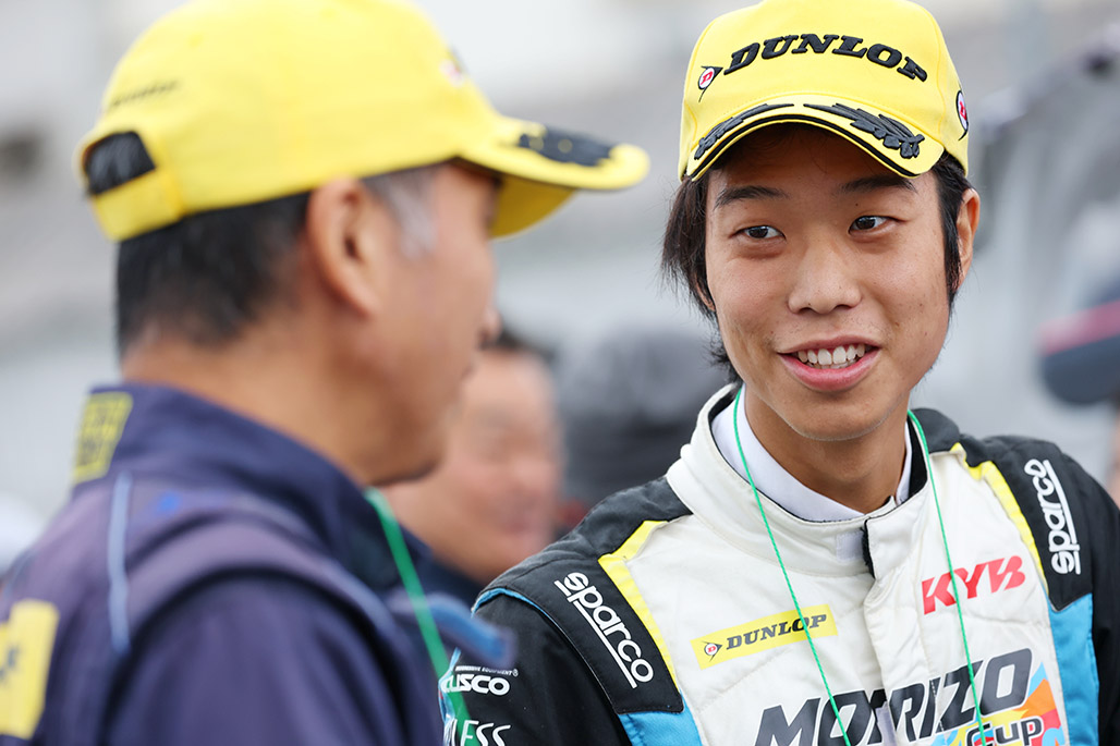 MATEX-AQTEC RALLY TEAM 服部紡久選手