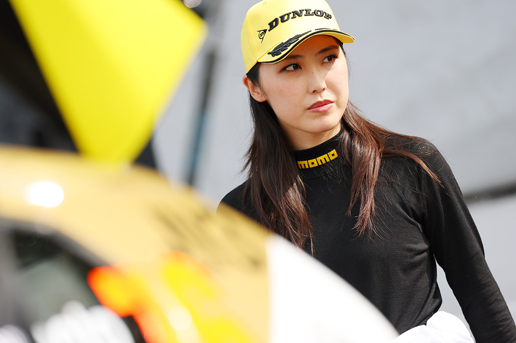 ウェルパインモータースポーツ 及川紗利亜選手