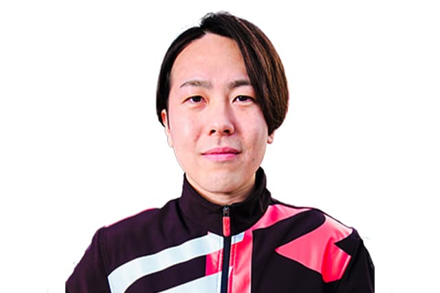 前川 富哉