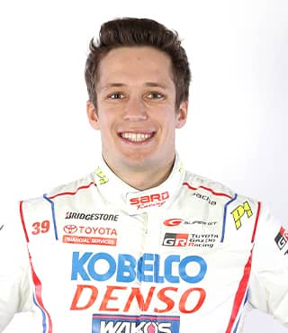 サッシャ・フェネストラズ