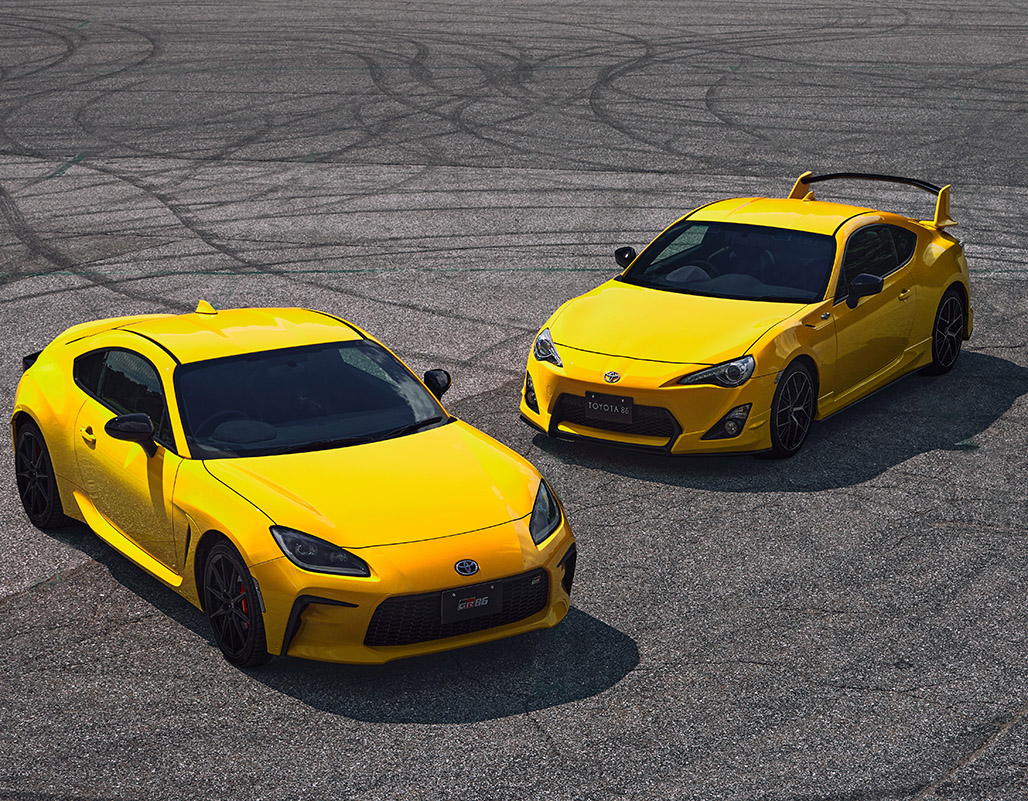 GR86 特別仕様車 RZ“Yellow Limited”(6MT)(左)