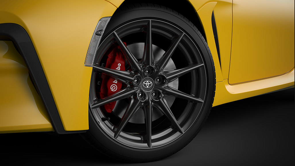 215/40R18タイヤ&18x7 1/2Jアルミホイール(ダークグレーメタリック/センターオーナメント付)