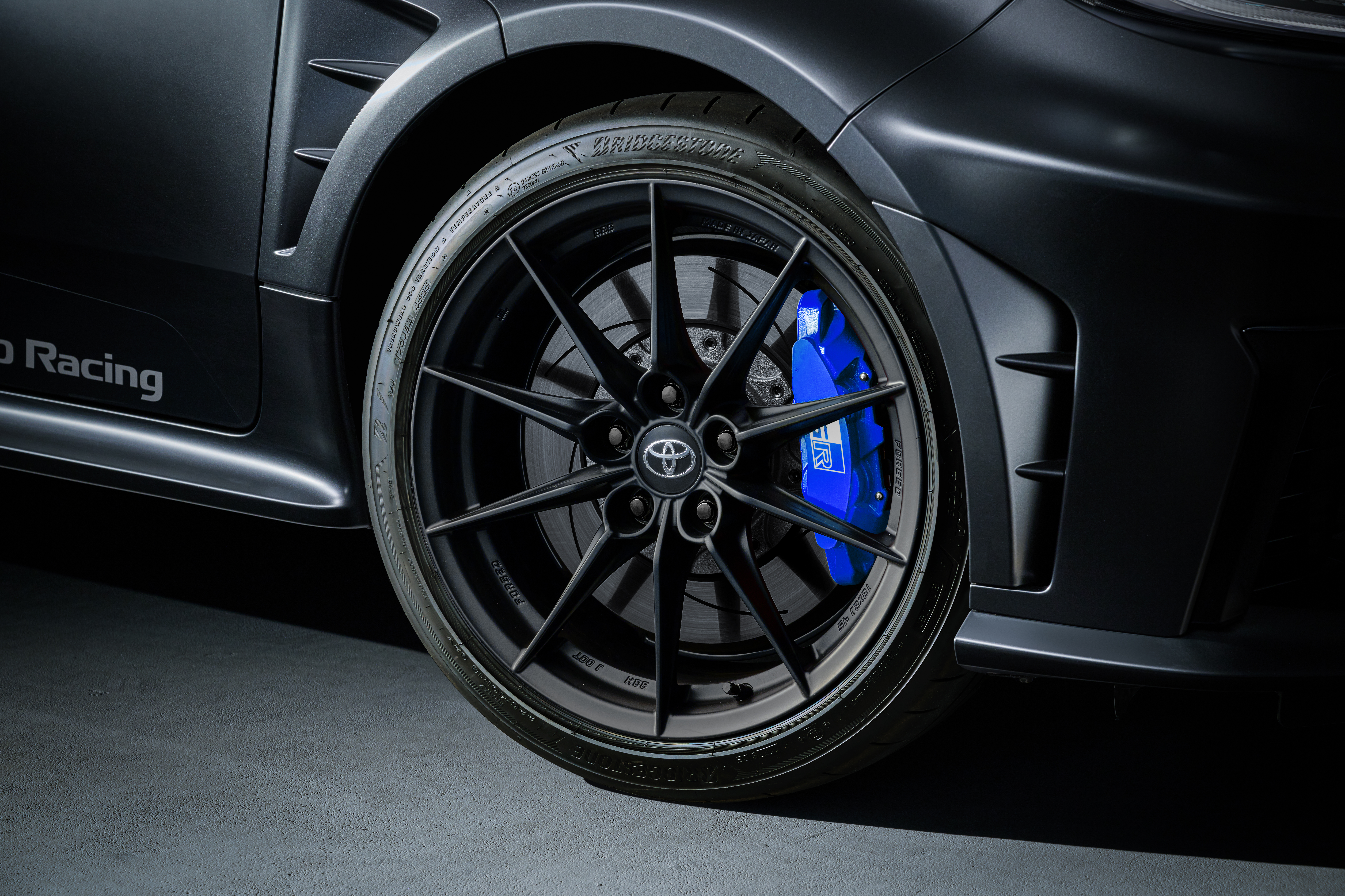 GRヤリス MORIZO RR」と「GRヤリス Sébastien Ogier 9x World Champion