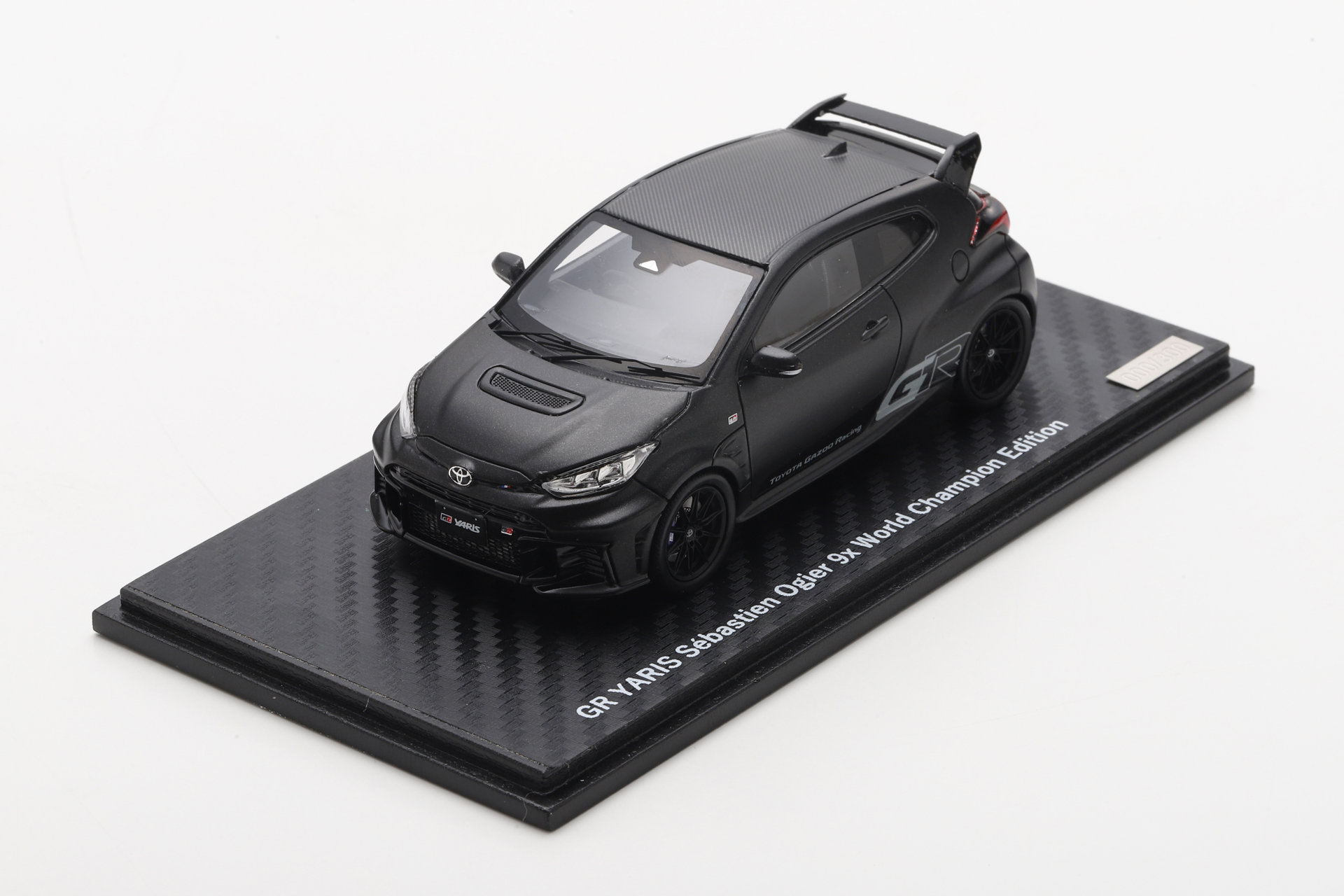 ミニカー トヨタ Gazoo Racing ヤリスGRYARIS ブラック GRヤリス MORIZO RR」と「GRヤリス Sébastien Ogier 9x World Champion