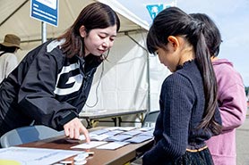 会場・人物