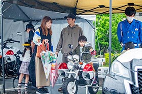 会場・人物
