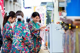 会場・人物