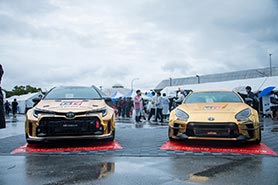 会場・人物