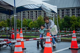 会場・人物