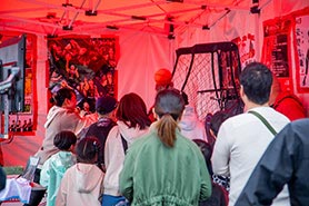 会場・人物