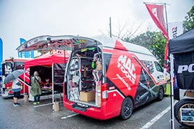 会場・人物