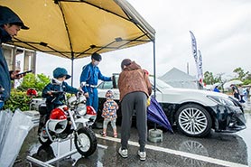 会場・人物