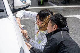 会場・人物