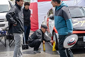 会場・人物