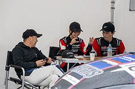 会場・人物