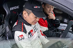 会場・人物