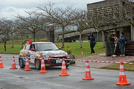会場・人物