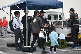 会場・人物